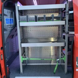 MB-Vito-Zweite-Schiebetür-Elektriker-768x1024